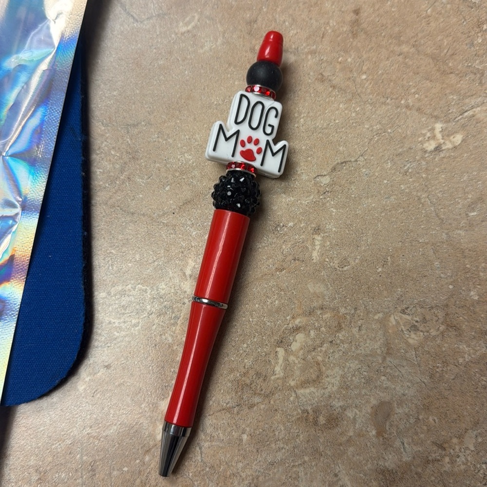 Beaded pen 🔥